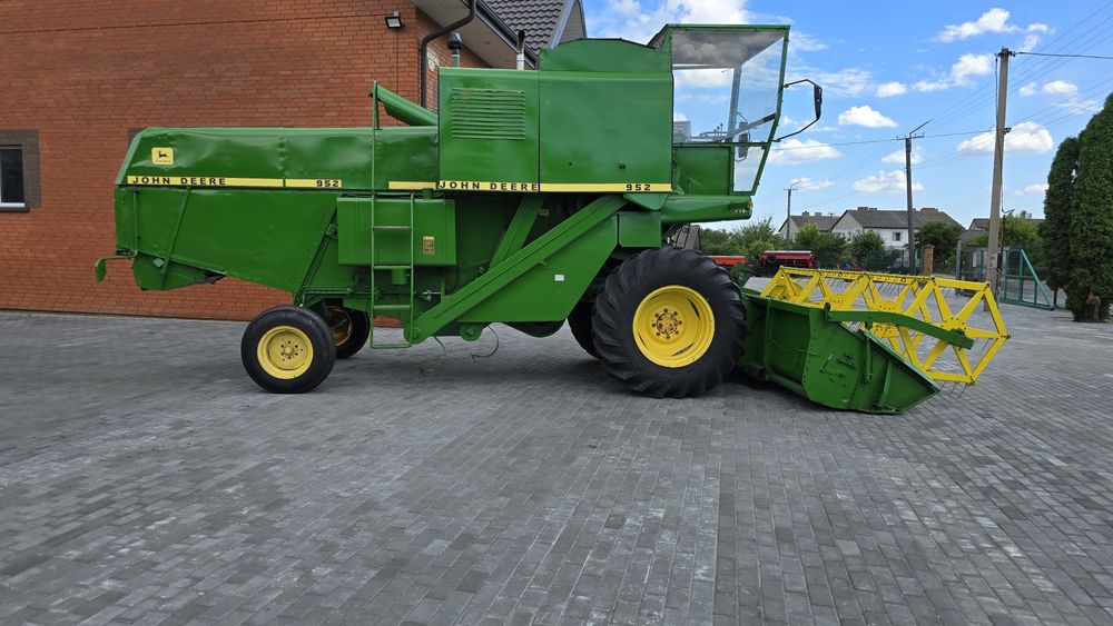 Комбайн ДжонДир952 JohnDeere952