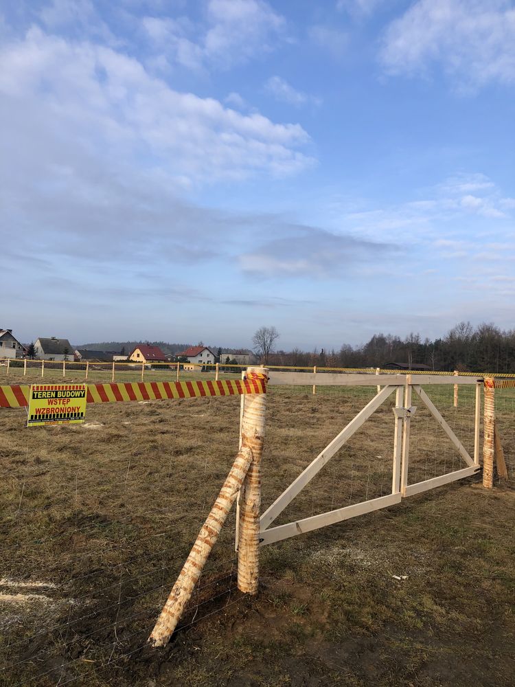 Stemple siatka leśna ogrodzenie budowlane tymczasowe płot brama furtka