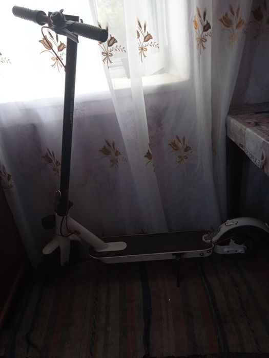 Like.Bike One Електросамокат