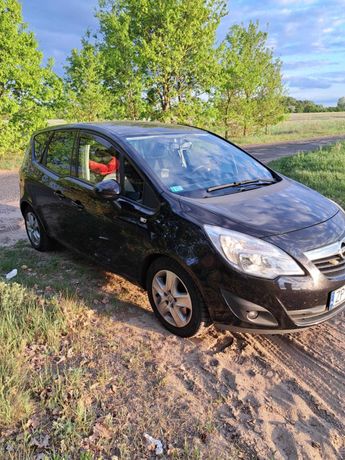 Sprzedam samochód Opel Meriva B
