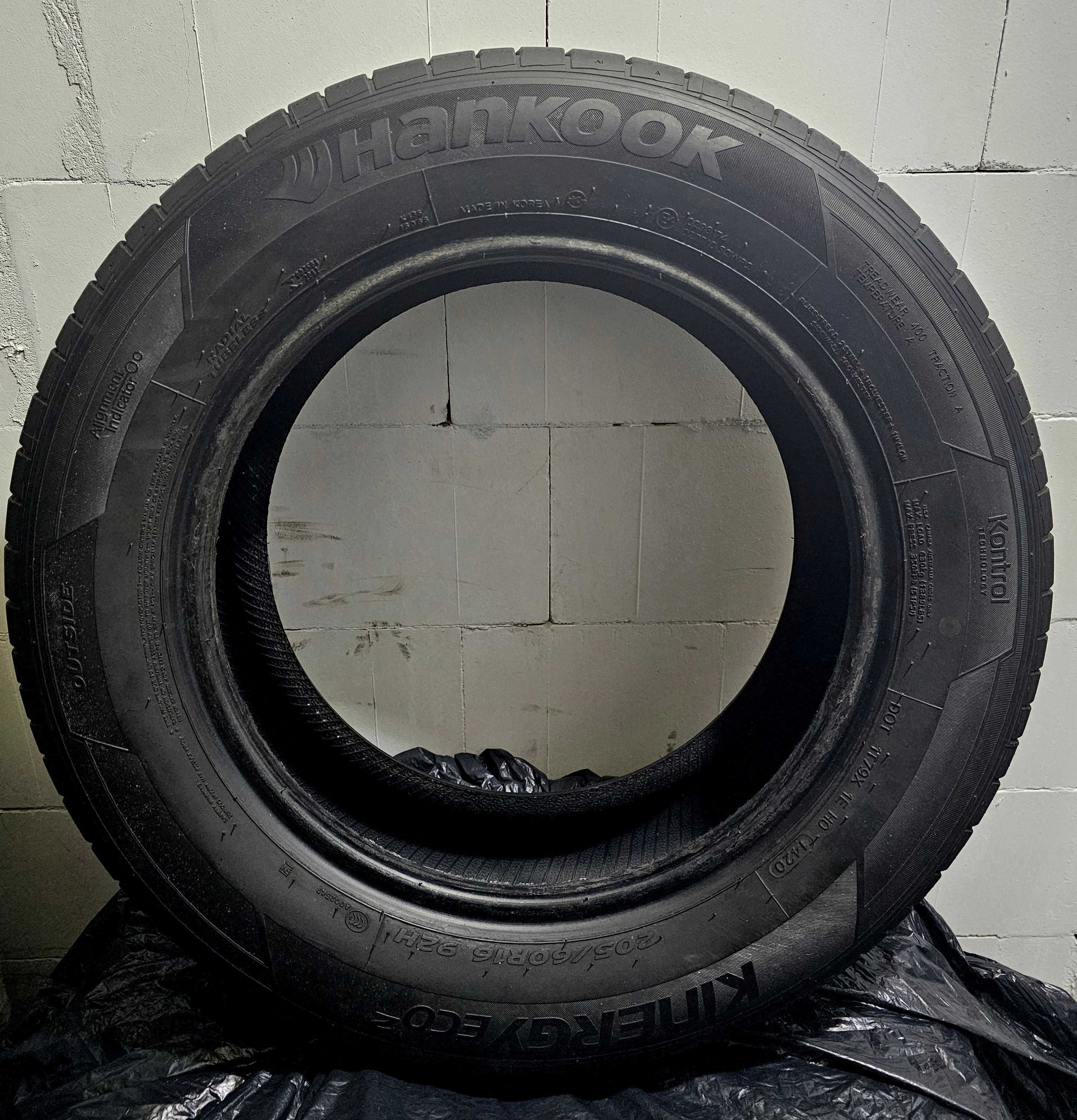 16" opony letnie 4 szt. Hankook Kinergy Eco2 205/60 R16