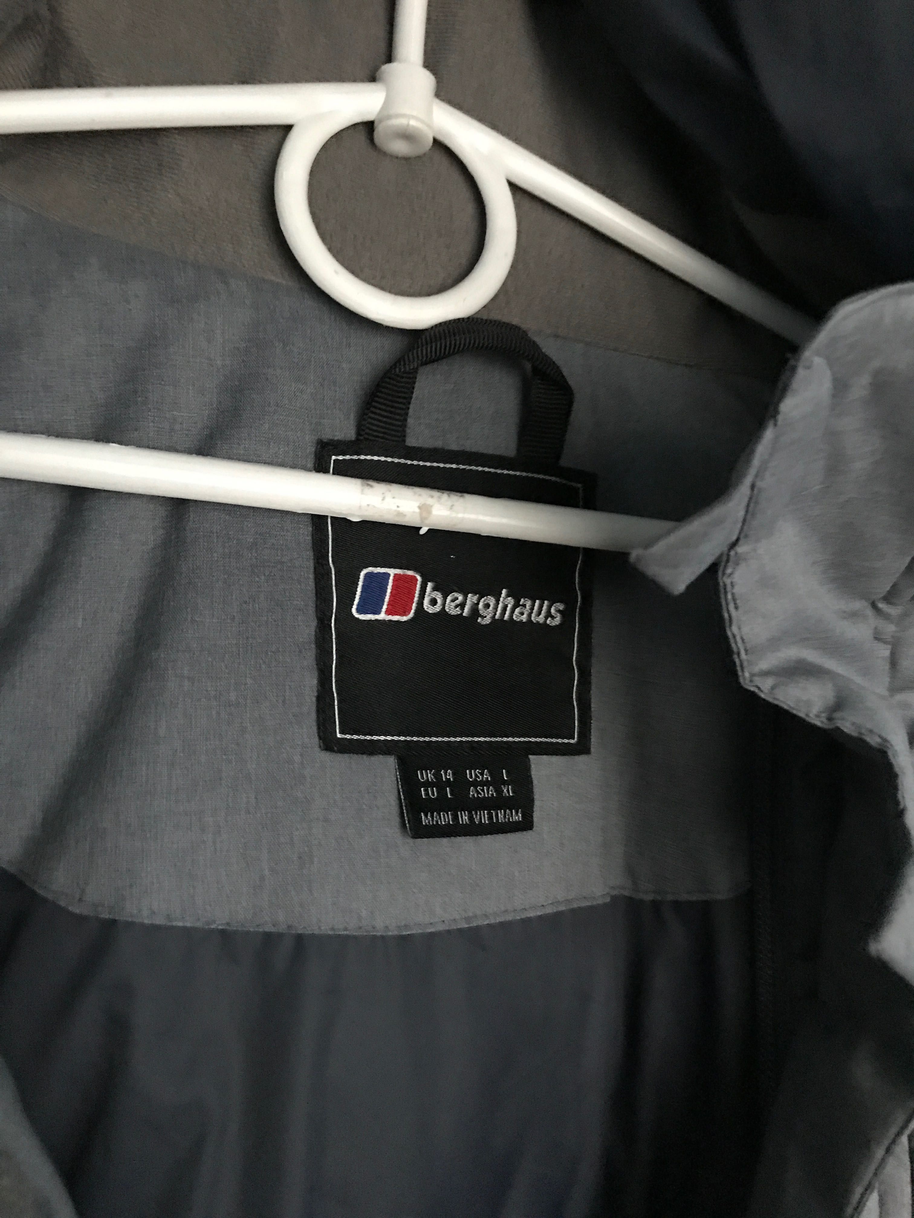 Женский пуховик куртка Berghaus tnf