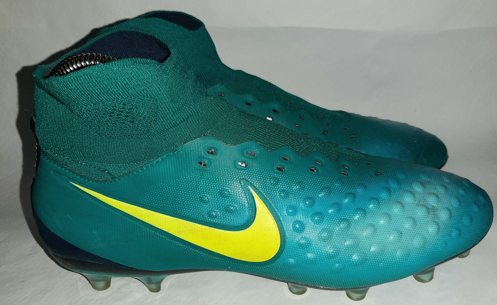 Бутсы Nike Magista 42р