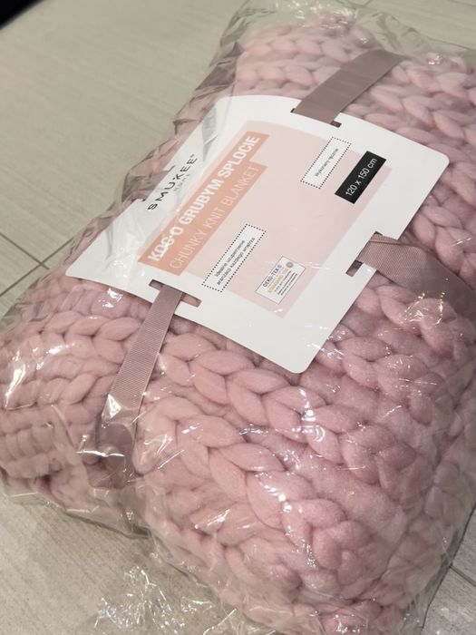 Viral Koc o grubym splocie 120x150 cm pudrowy róż