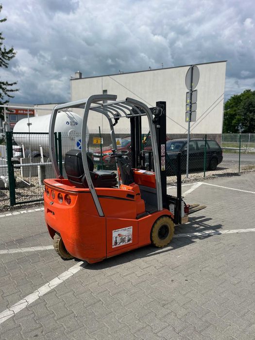 Wózek widłowy BT TOYOTA Cesab, elektryczny TYLKO 1700 MTH !!