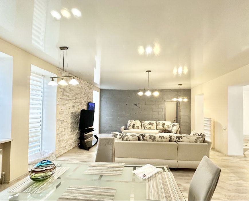 Оренда ідеального будинку селище Сонячне