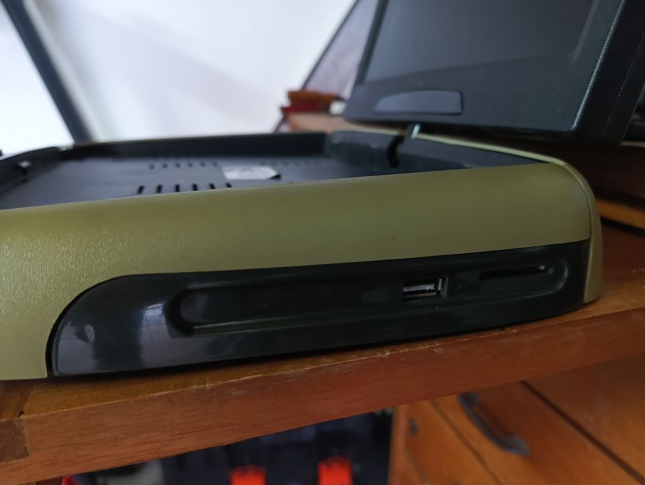 Leitor de DVD para teto de carro