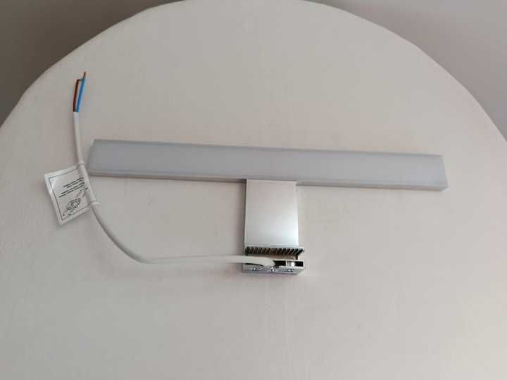 Lampa łazienkowa LED do lustra 5W - montaż do lustra/ściany/szafy 30cm