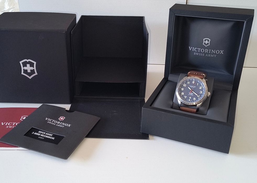 Victorinox Airboss 241887 mechaniczny Full Set