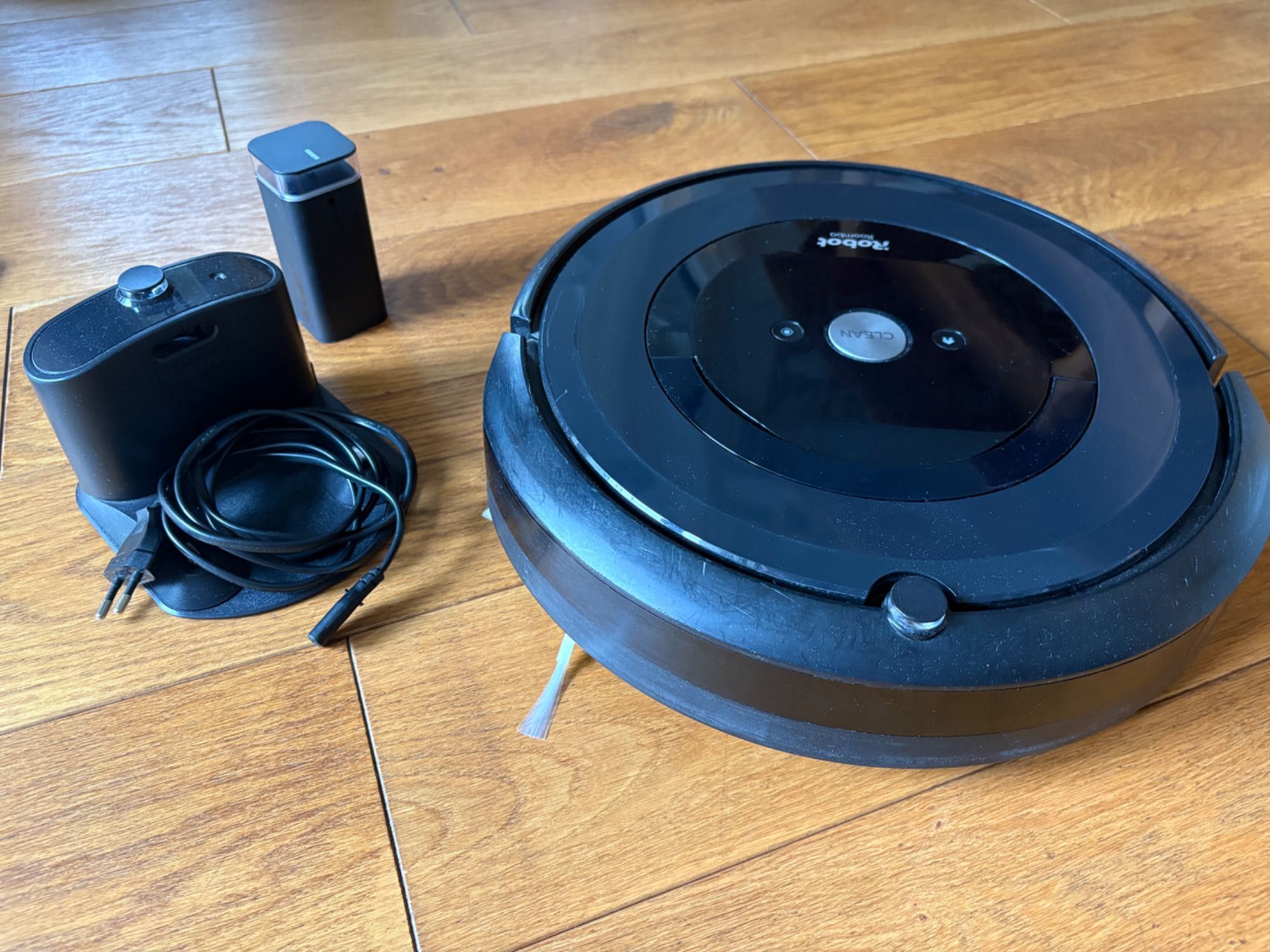 Roomba e5 z dobrego domu NOWE CZĘŚCI