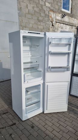 Холодильник майже новий.Склад техніки.Гарантія.Доставка.K 70467.