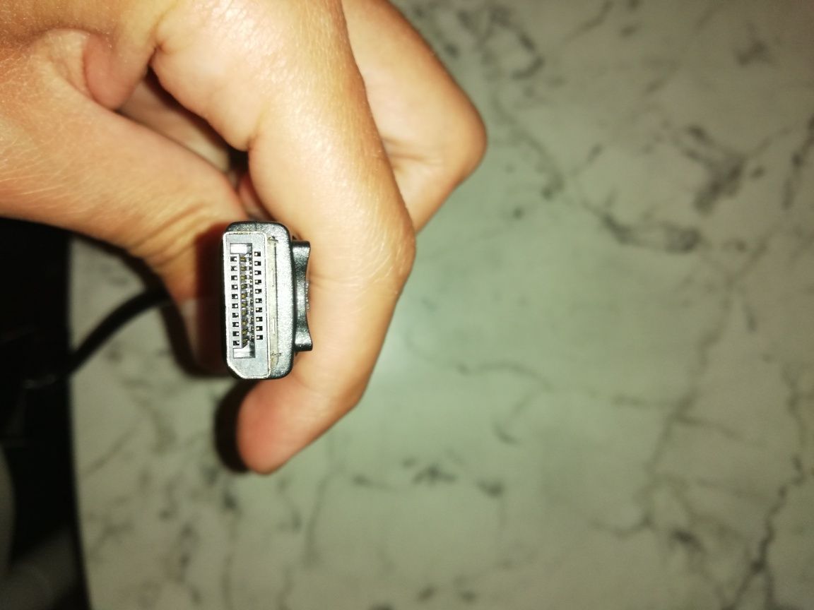 Adaptador VGA/Display Port Novo