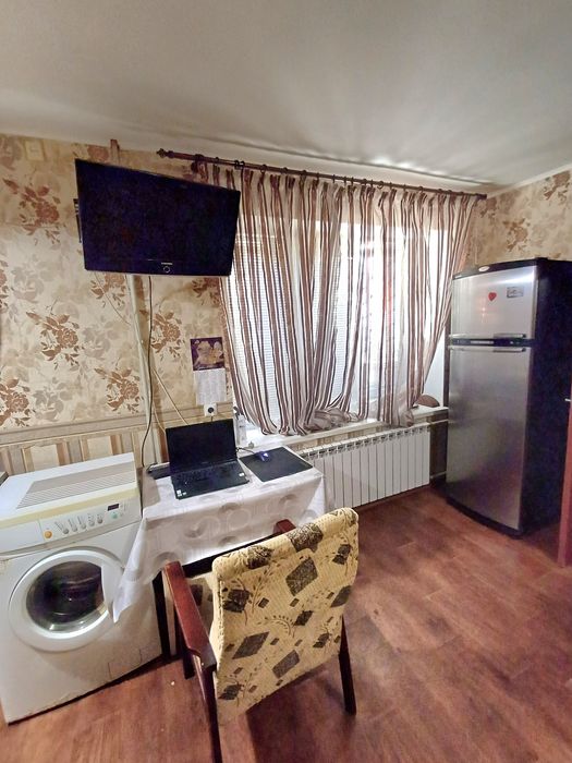 Продам 2-х комнатную квартиру на Космонавтов