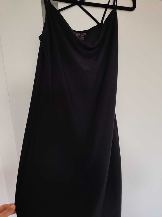 sukienka mała czarna rozmiar 40