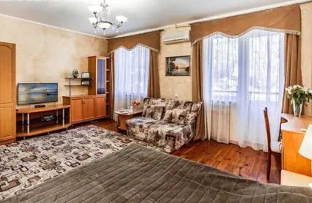 Поселим девушку в 1 ком. кв. пр Правды