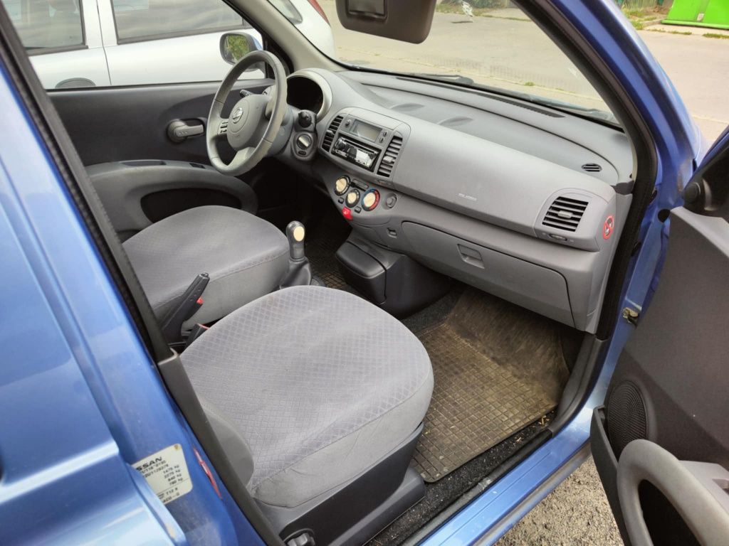 Nissan Micra K12 uszkodzony