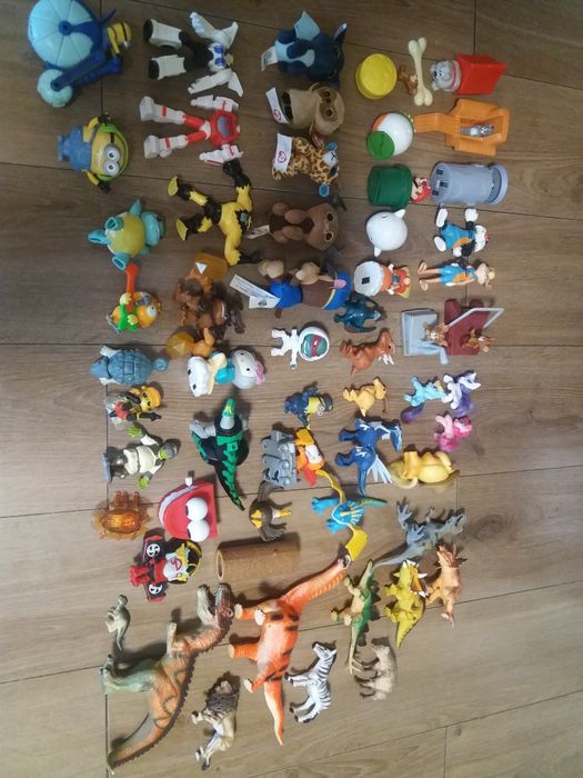 Хеппи мил іграшки...