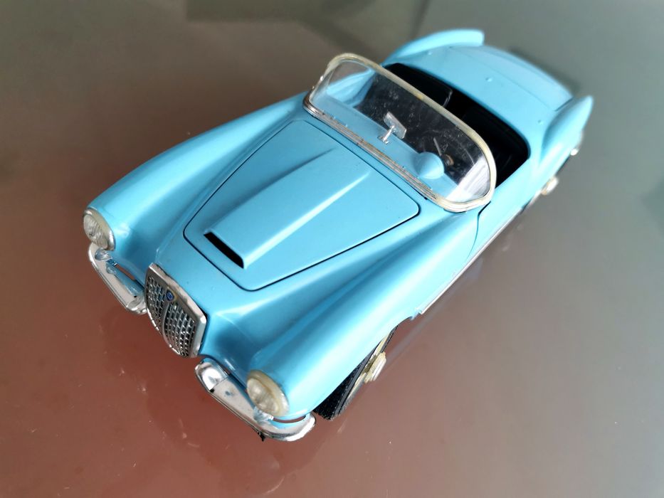 Miniatura Burago Lancia Aurelia