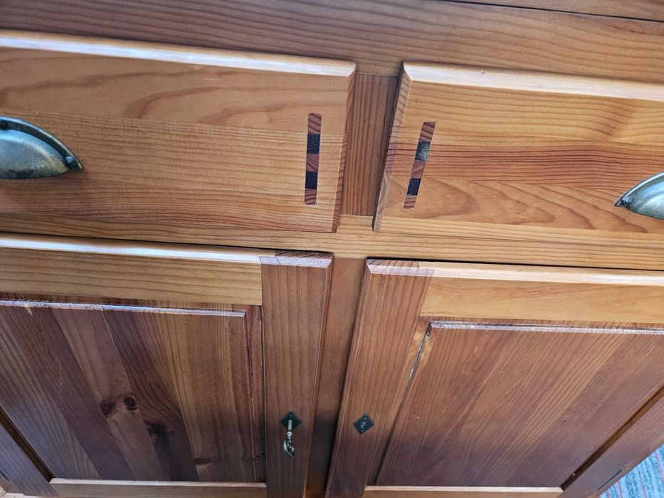 Bar em madeira maciça - Bom estado geral