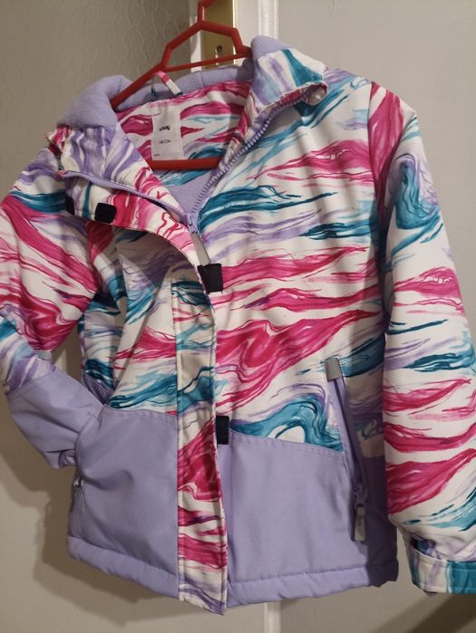 Kurtka dziewczęca 140