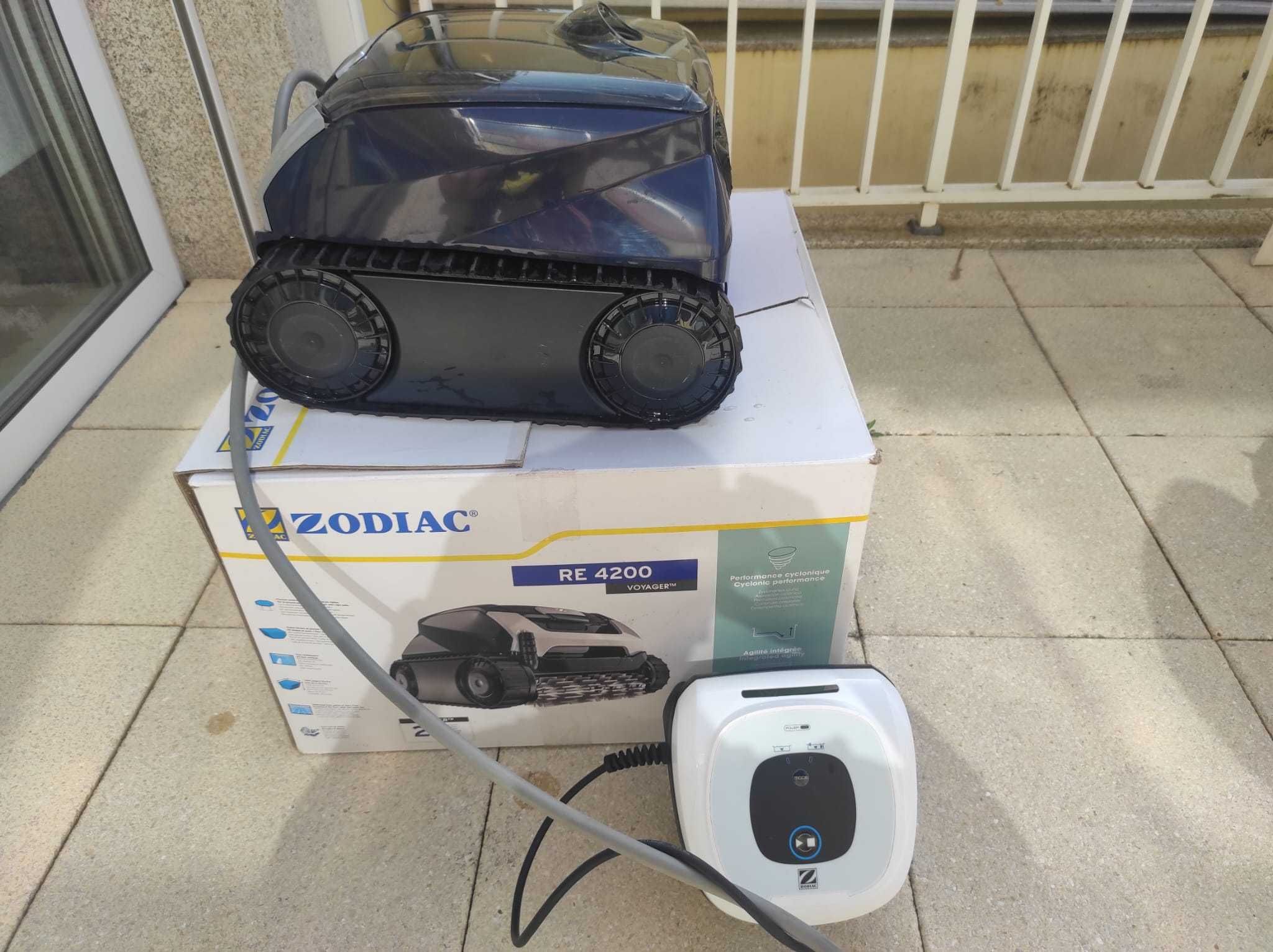 Robot Piscina Zodiac Voyager Re 4200