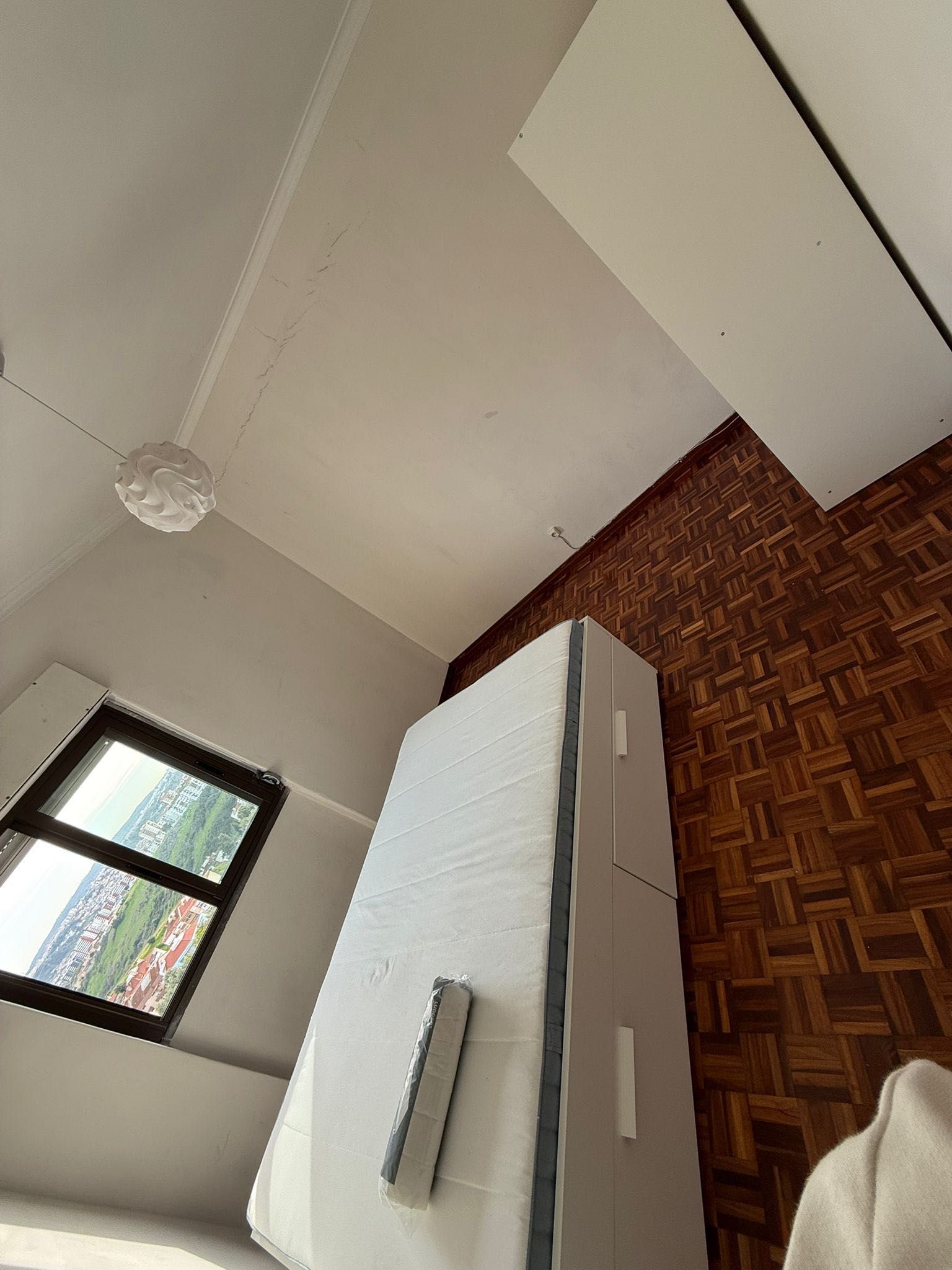 Quarto disponível para Arrendamento em Odivelas