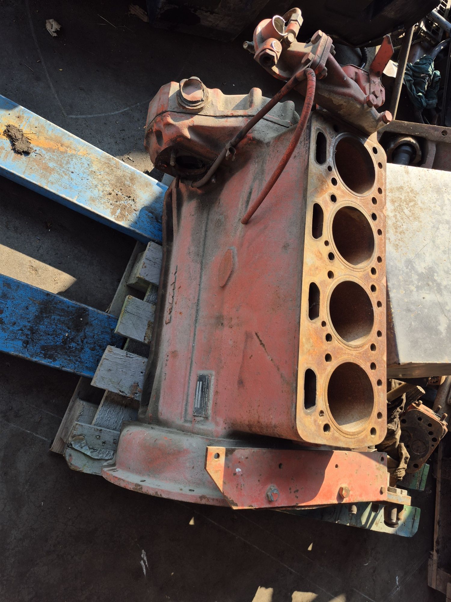 Blok do silnika r165 d227.4 Mwm d227-4 renault fendt