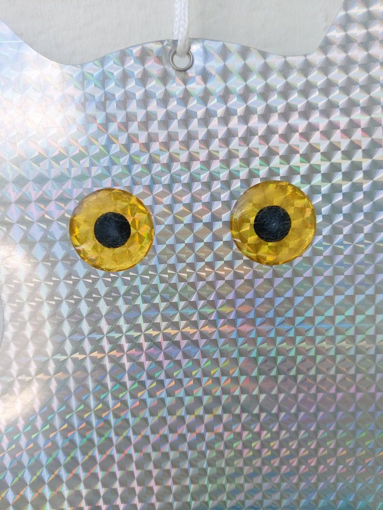 sowa holograficzna na gołębie