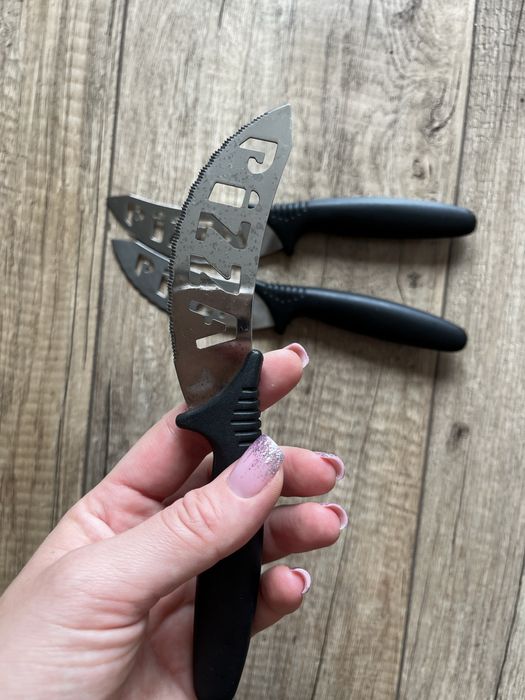 Zestaw 4 noży do pizzy