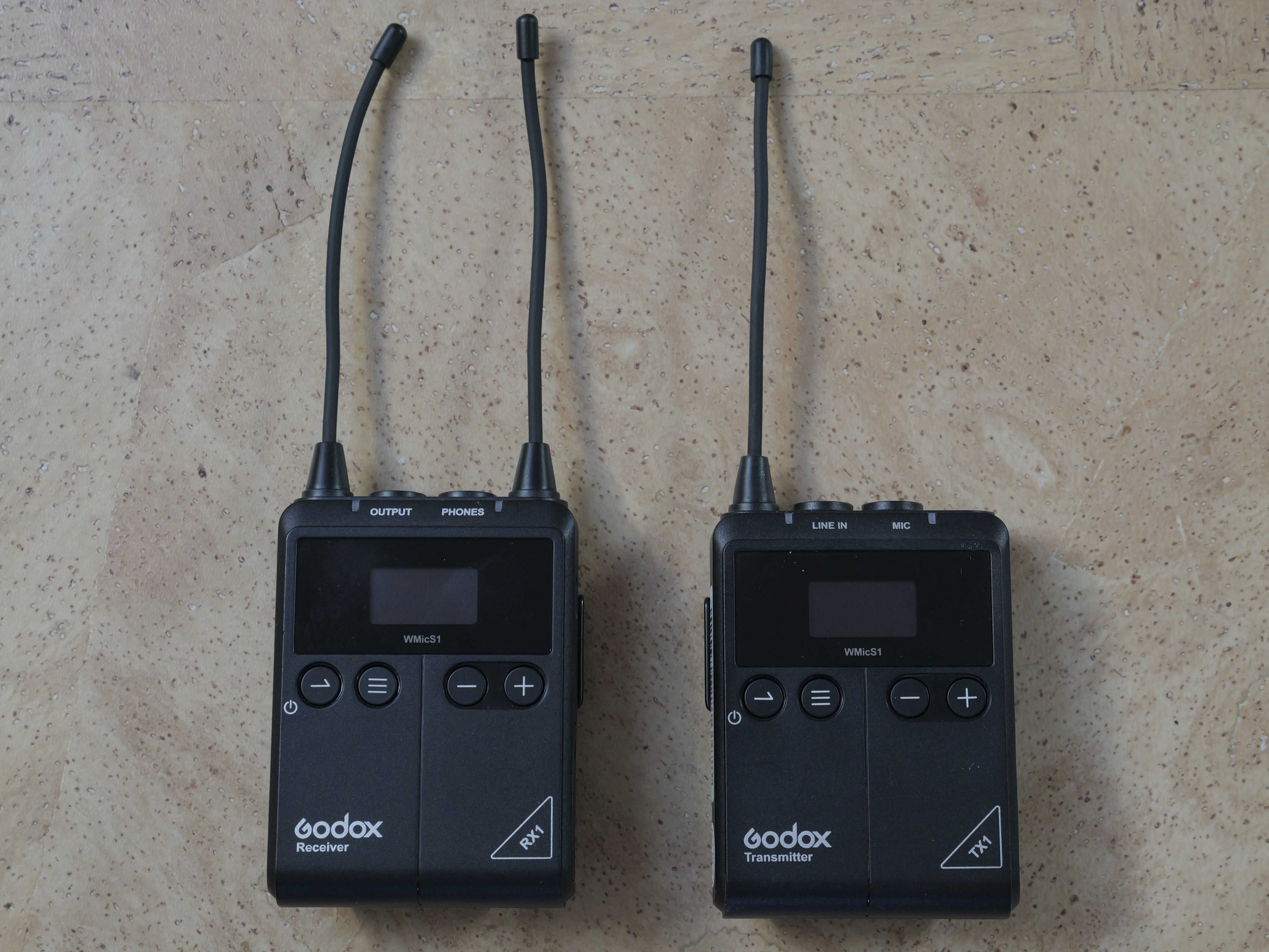 GODOX WMICS1 Microfone de Lapela Wireless Duplo UHF Kit 1