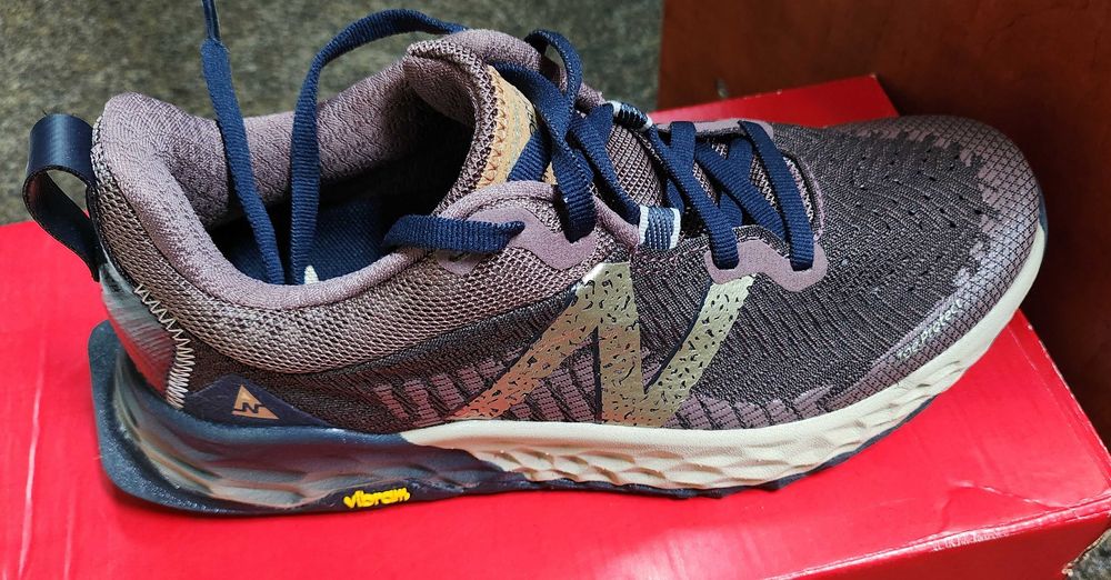 New Balance buty do biegania damskie WTHIERB6
stan idealny