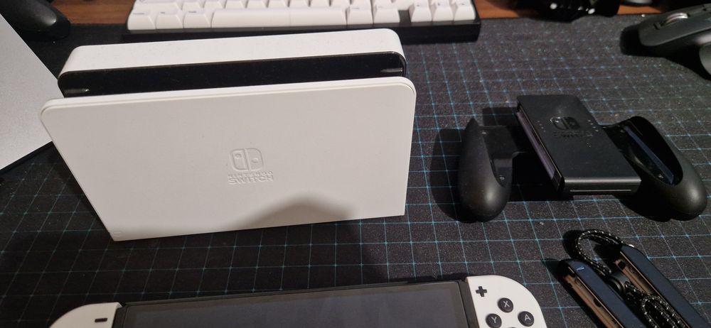 Switch OLED + Zelda totk + comando pro