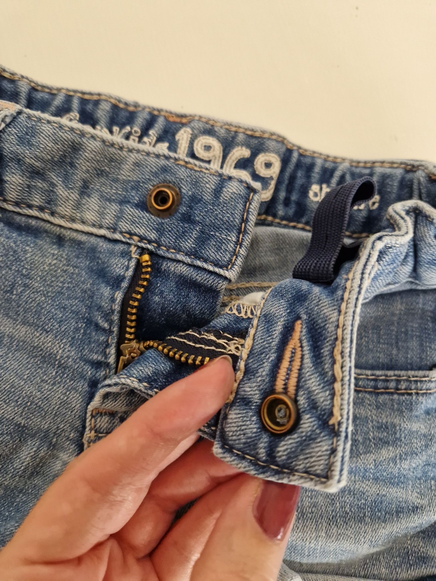 Gap Kids spodenki 110 szorty dżinsowe jeans