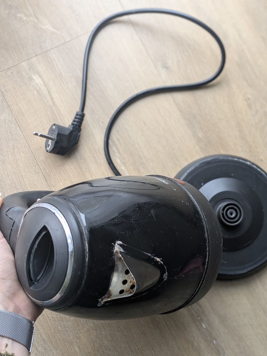 Czajnik elektryczny ESPERANZA Parana  - używany/uszkodzony