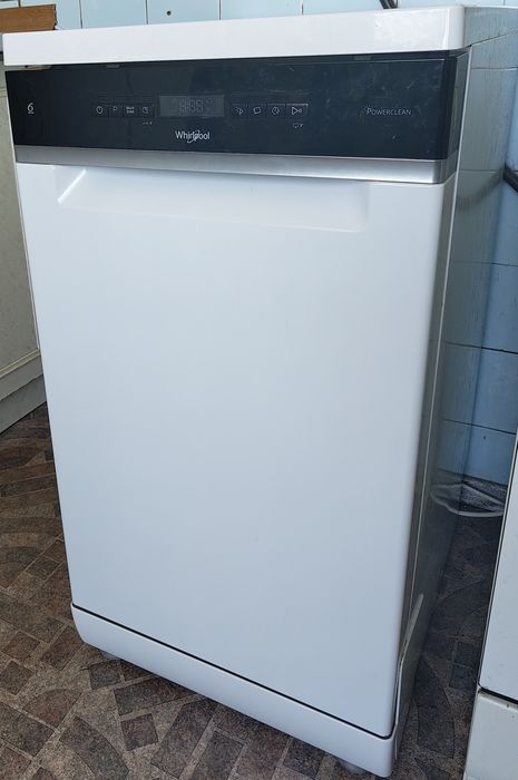 Посудомоечная машина Whirlpool WSFO 3O23 PF