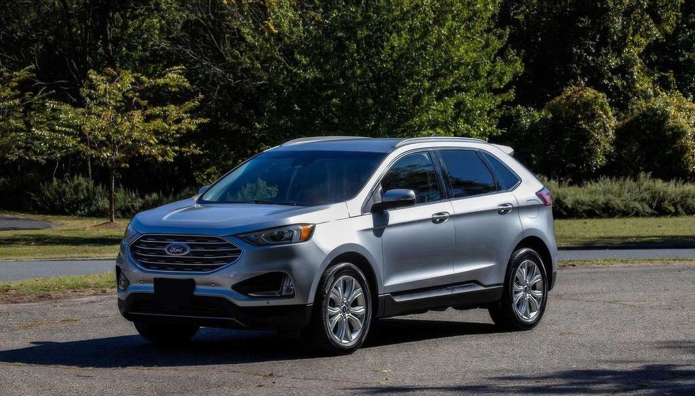 Ford Edge Titanium      2020