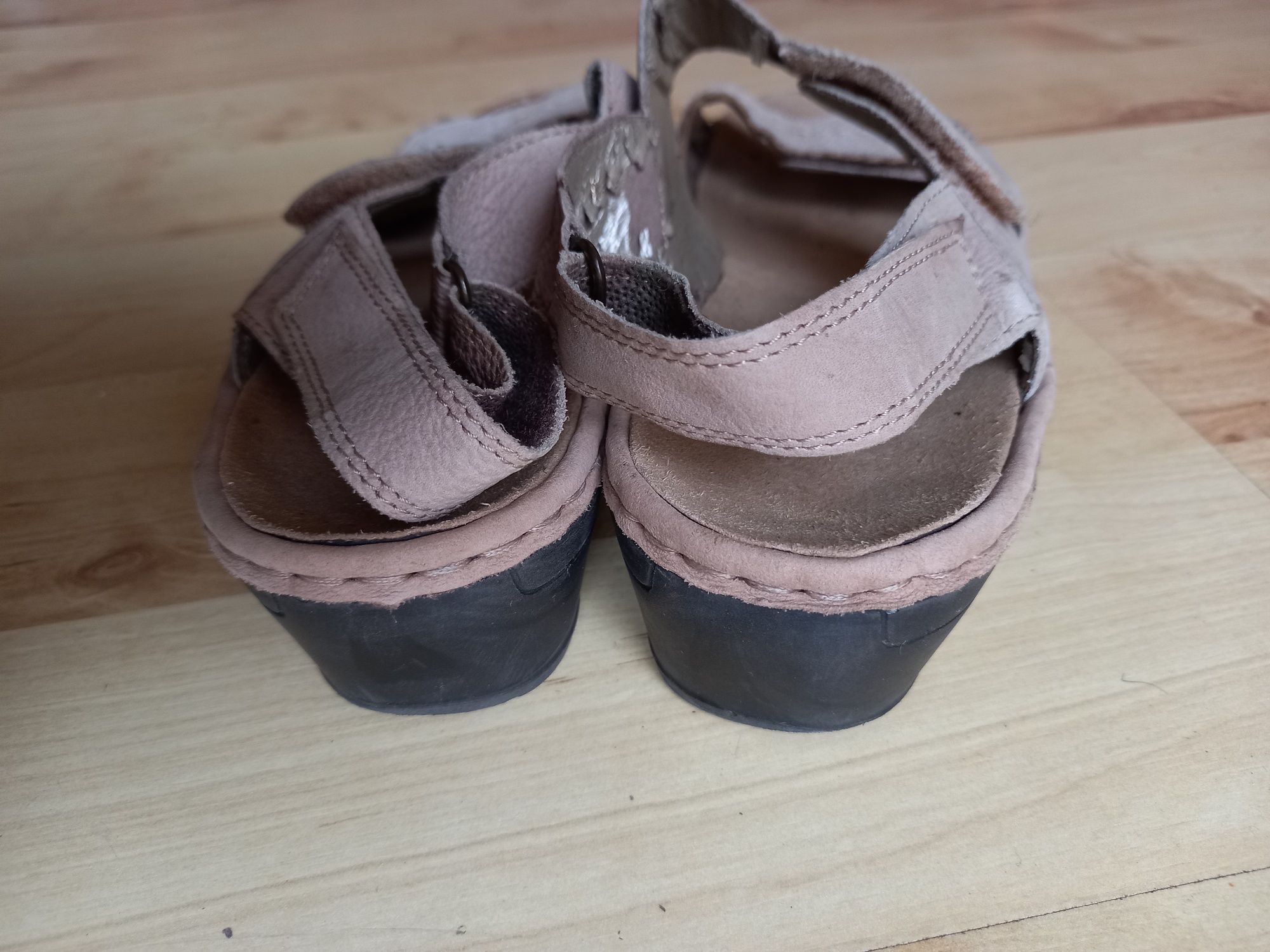 Sandały skórzane Reiker r.39 25 cm