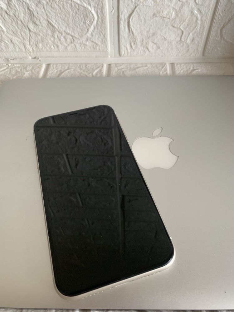 Apple iPhone 11 64 Gb white