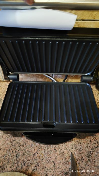 Продам гриль не дорого можно брать на природу