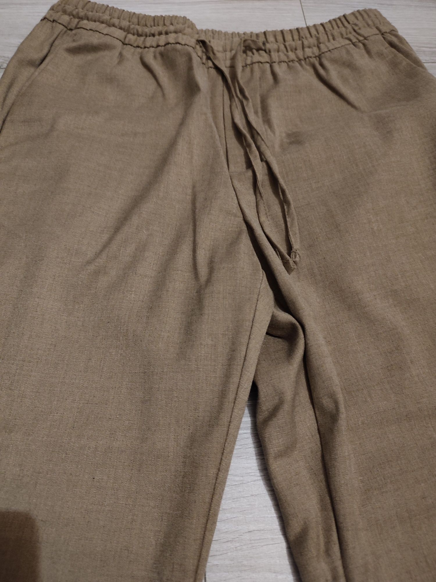 Męskie spodnie casualowe roz M H&M