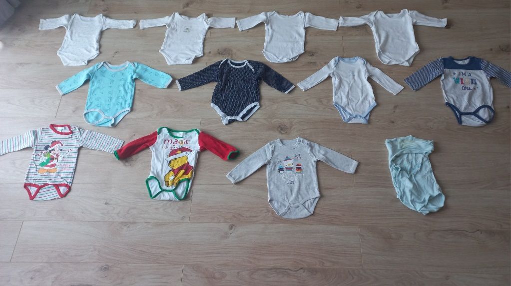 Body z długim rękawem 68/74 chłopiec 12 szt