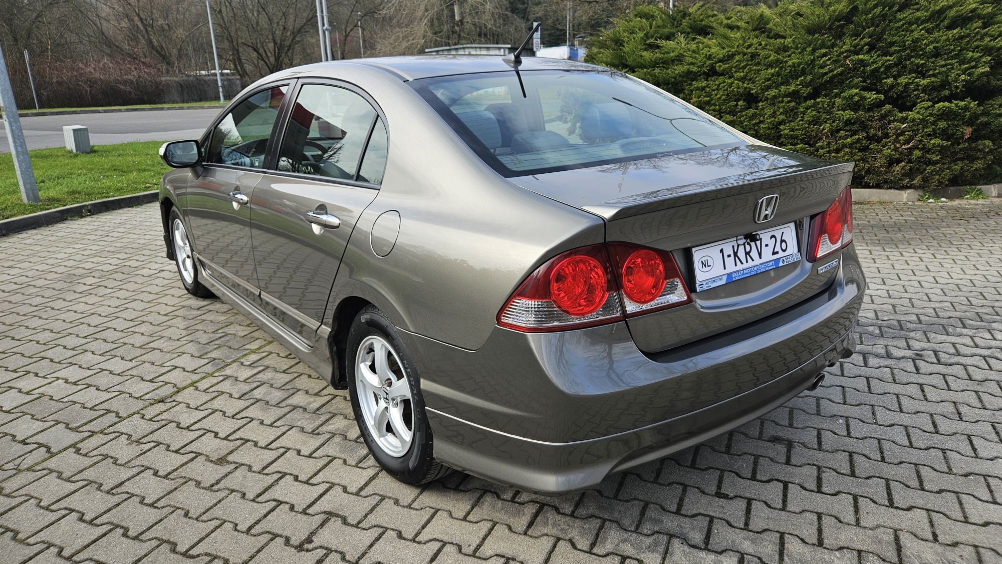 Honda Civic Hybrid 1.3 95KM klimatronic navi