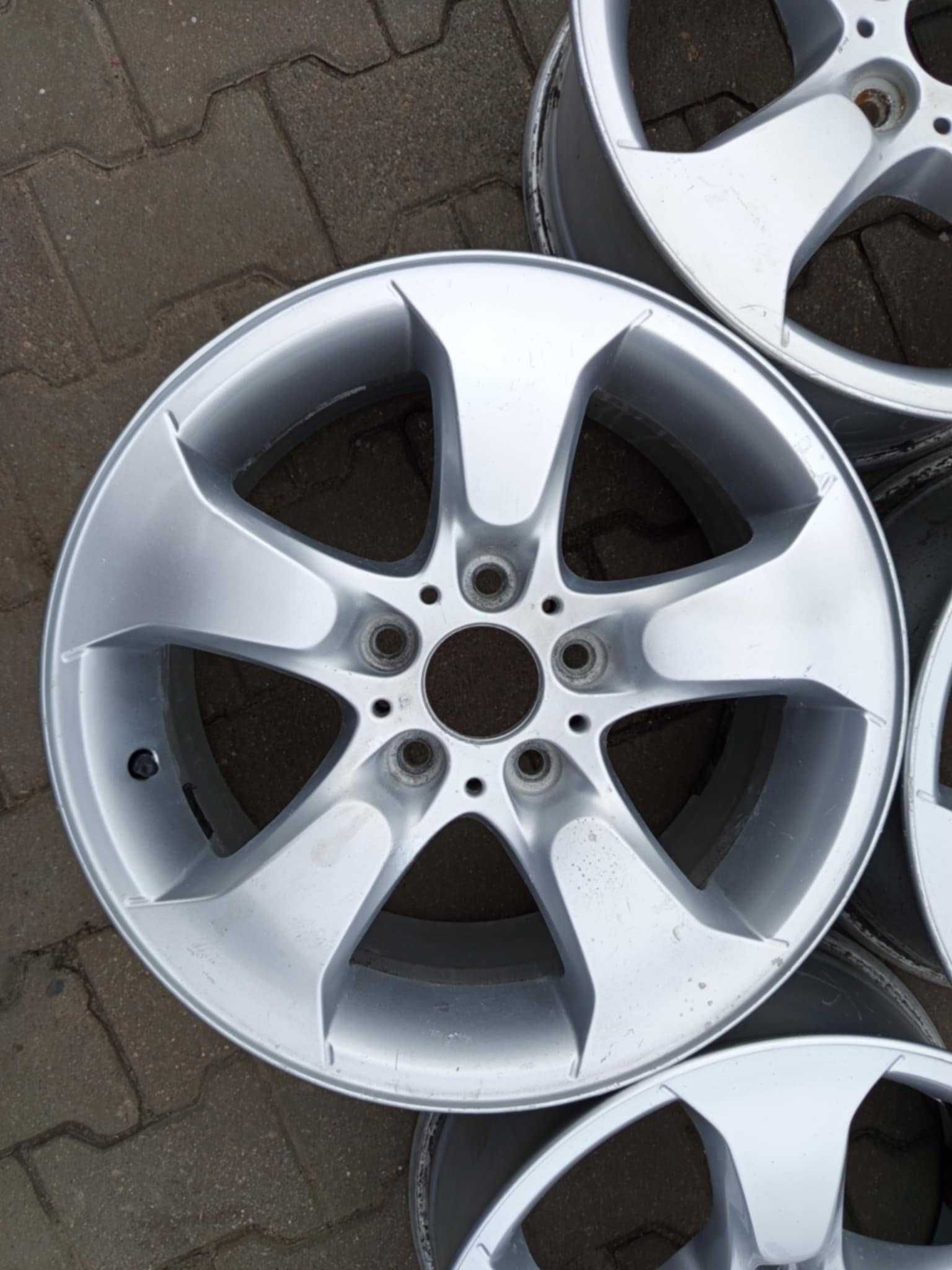 Felgi Alu 17 BMW X3 E83 OE 3.417.393 8Jx17x5x120x72,5 ET46