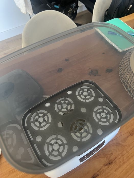 Esterelizador e Secador de Mamadeira