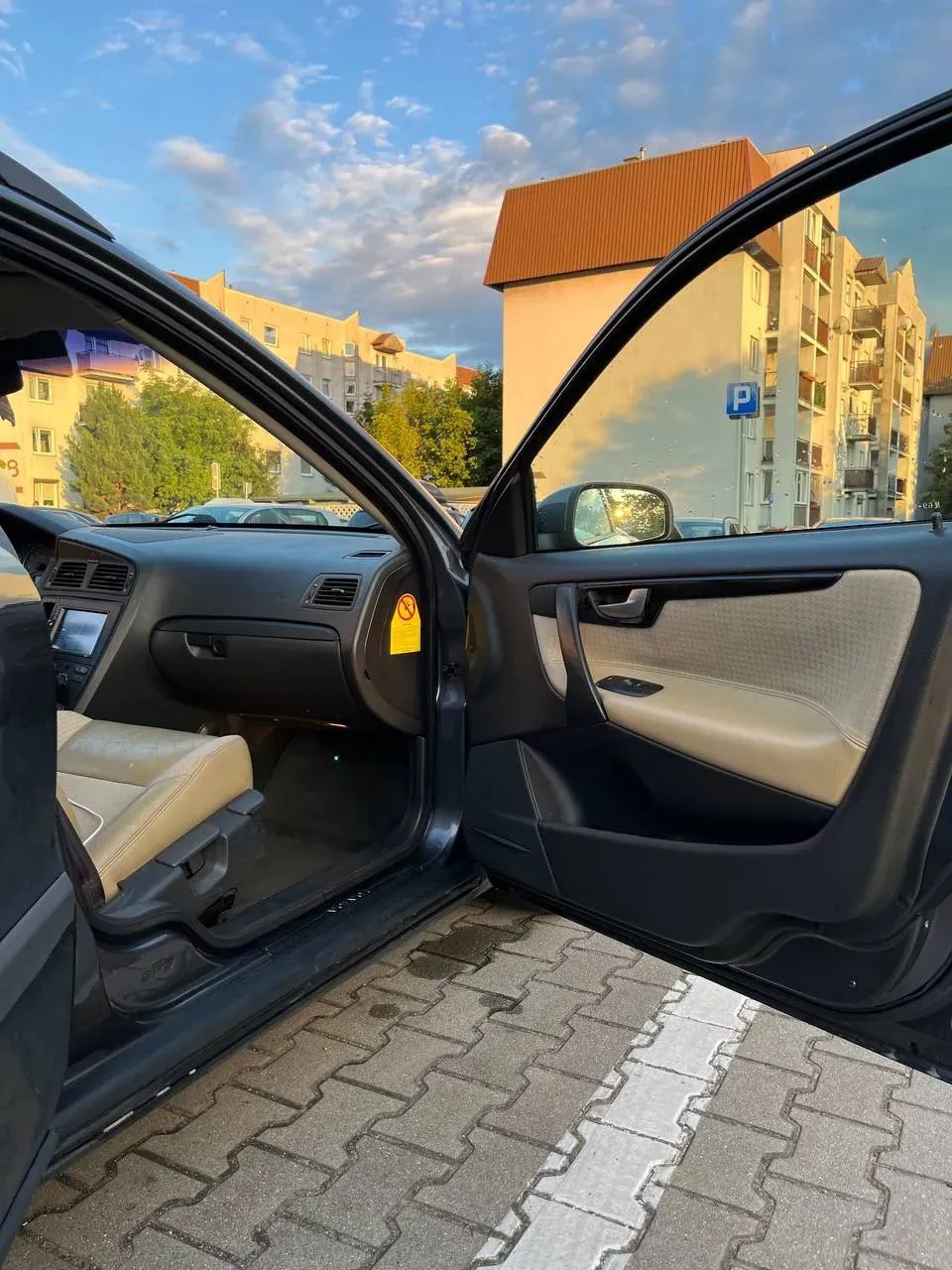 Volvo V70 Volvo V70 | LPG | Automat