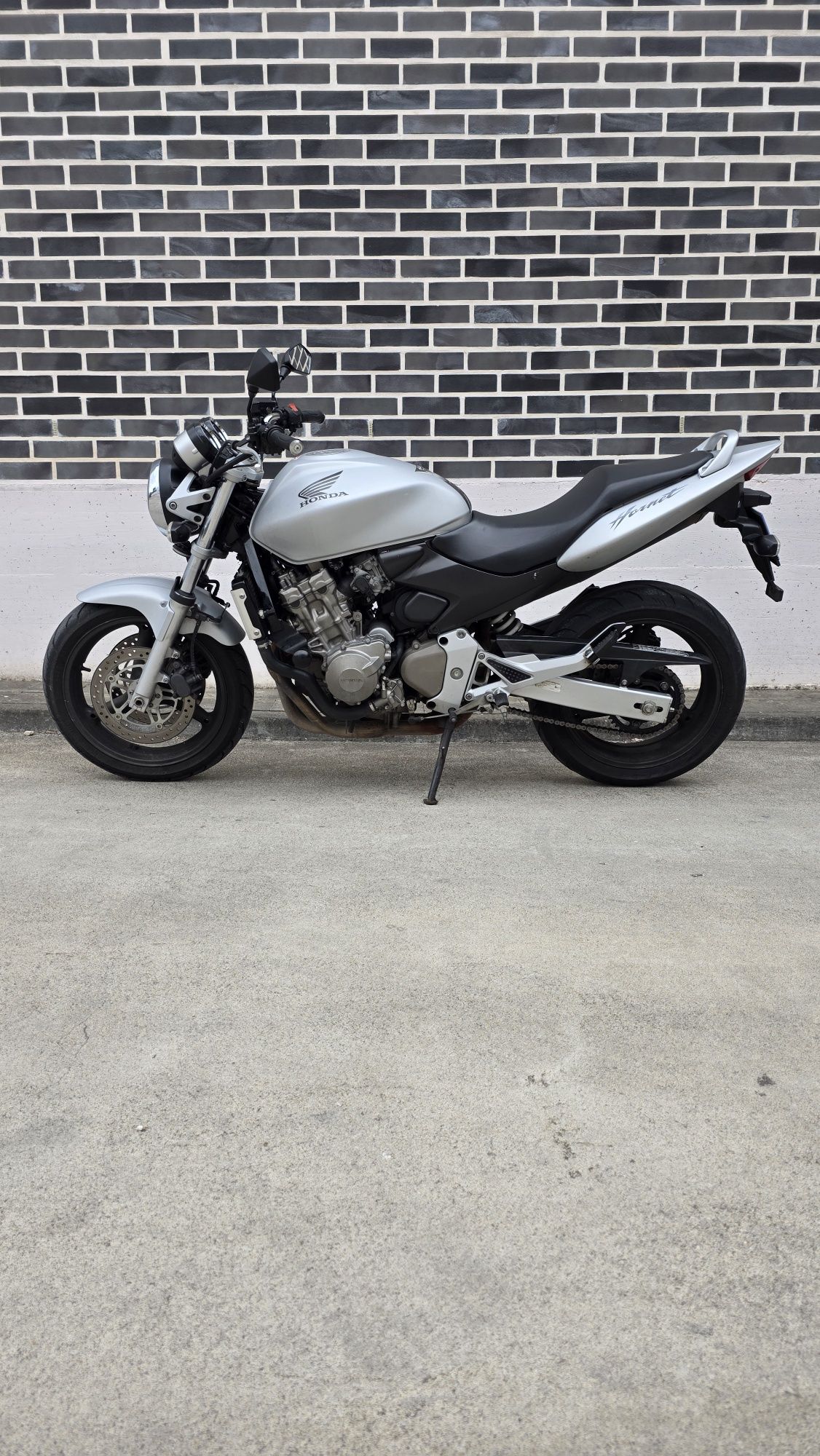 Hornet 600 / 2003 origem impecável