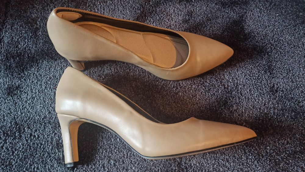 Нові туфлі-човники жіночі шкіряні 42 розмір(на стопу 27см)