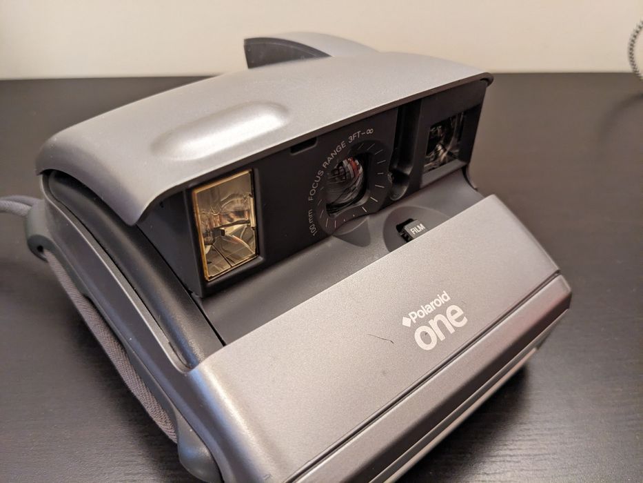 Polaroid One 600