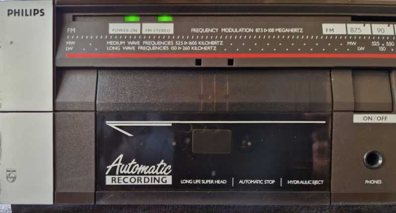 Zestaw z gramofonem Philips F1155