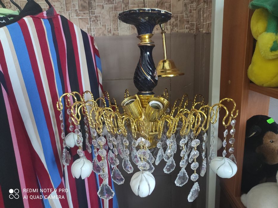 Люстра антиквариат из хрусталя, покрытие кобальт с золотом.